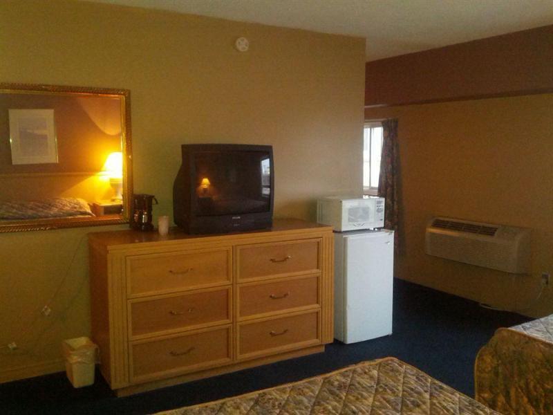 Motel 6 Niagara Falls, On Near The Falls מראה חיצוני תמונה